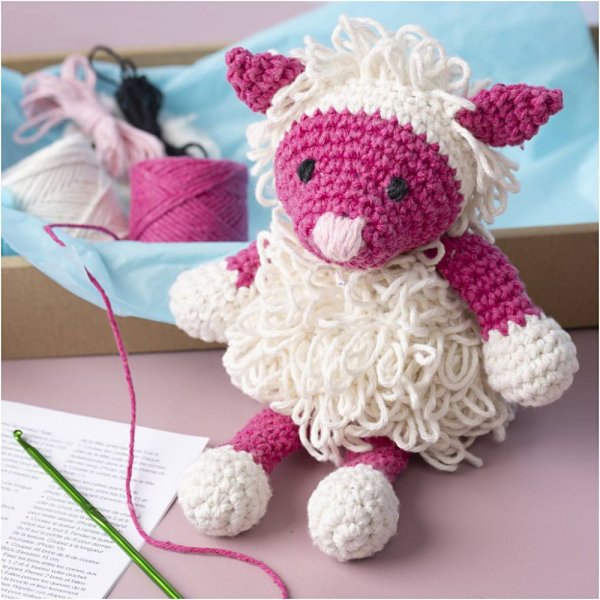 DIY kit amigurumi f�r pink og off-white - 1 pakke.