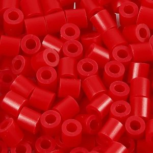 Rörpärlor NABBI 5x5 mm Röd 6000 st Rörpärlor NABBI 5x5 mm Röd 6000 st