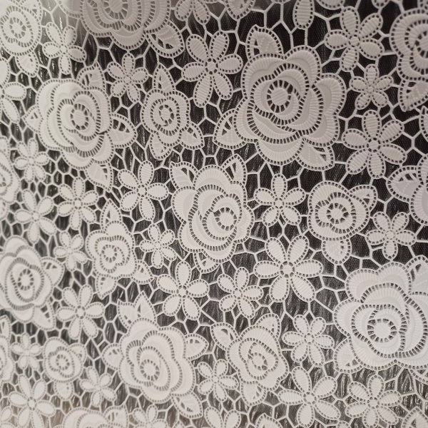 Vaxduk PVC spetsblommning vit transperant 140 cm