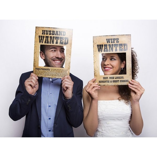 Fotoskyltar - Husband/wife wanted Fotoskyltar - Husband/wife wanted