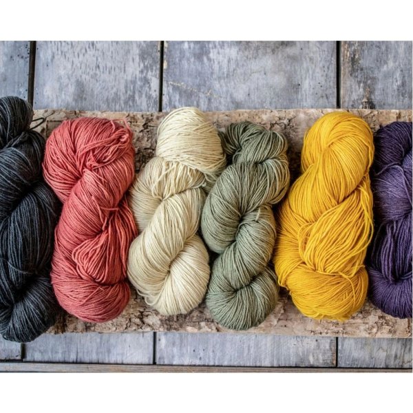 Myboshi Sockgarn För Färgning - 100 g Myboshi Sockgarn För Färgning - 100 g