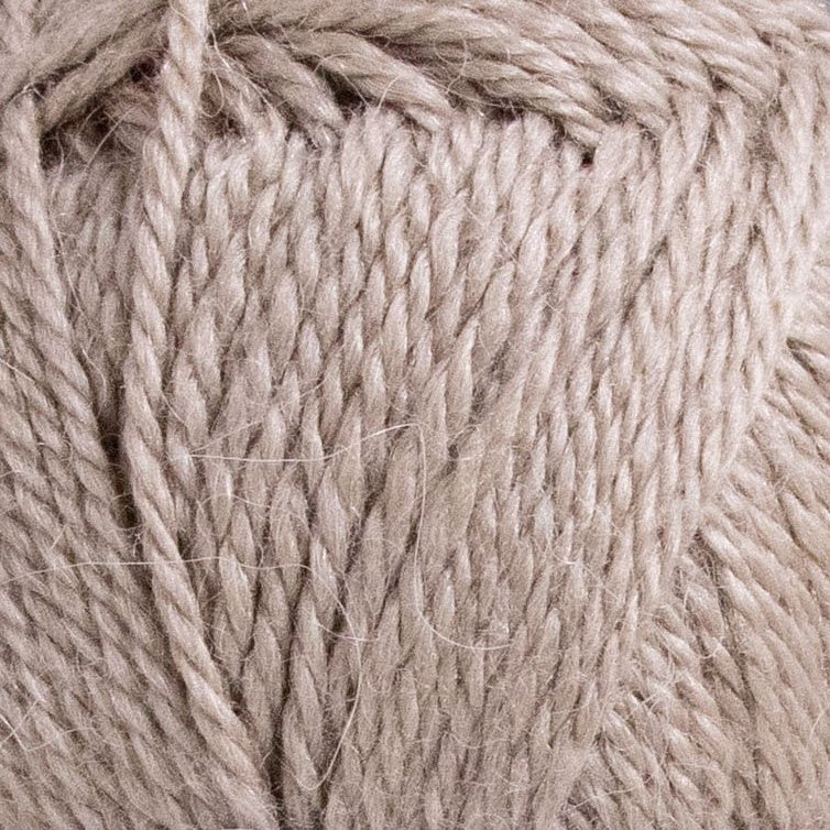 Alpacka Silke - Beige Dune - Järbo Alpacka Silke - 45 % Babyalpacka / 40 % Merino / 15 % Silke, Blandgarn, Garn, Sticka & virka
