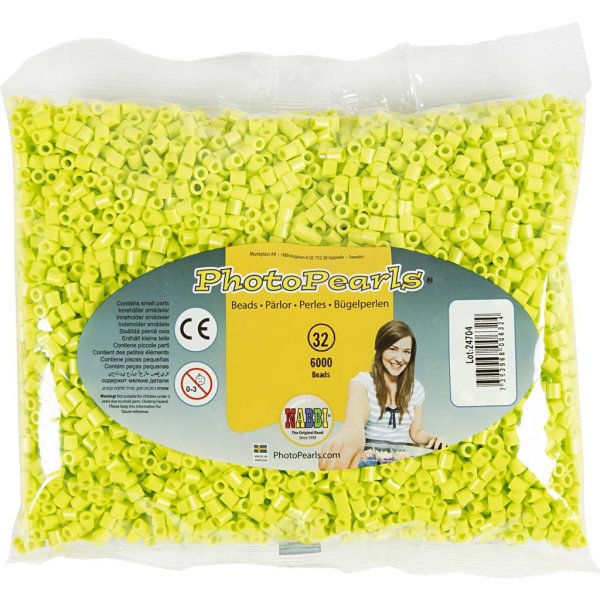 Photo Pearls medium 5x5 mm Lime 6000 st Photo Pearls medium 5x5 mm Lime 6000 st