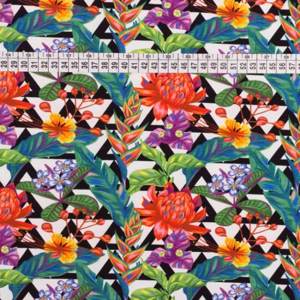 Mönstrad Trikå 160 cm - Tropiska Blommor Trianglar Mönstrad Trikå 160 cm - Tropiska Blommor Trianglar