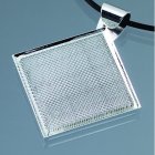 Hngsmycke med sil 36 x 36 mm - frsilvrad fyrkantig, i band