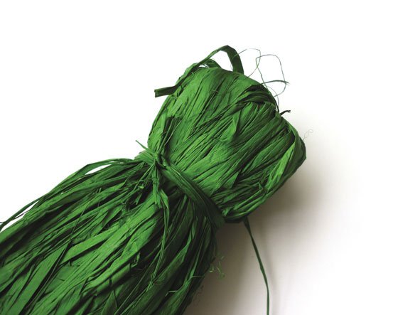 Raffia 50 g mörkgrön Raffia 50 g mörkgrön