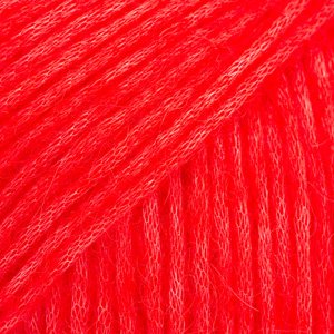 DROPS Air Uni Colour garn - 50g - Hot Red (61) DROPS Air Uni Colour garn - 50g - Hot Red (61)
