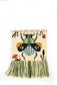 Broderikit med skalbagge i canvas
