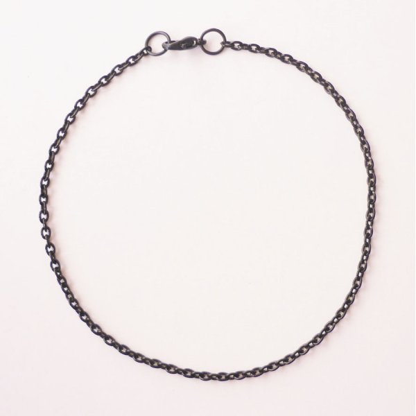 Svart kedjearmband liten länk 2 mm - 20 cm Svart kedjearmband liten länk 2 mm - 20 cm