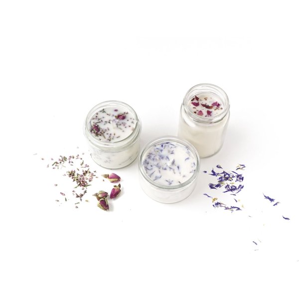 Set med ljus och torkade blommor Set med ljus och torkade blommor