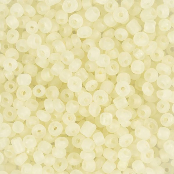 Rocaillep�rlor 3 mm Matt Frozen Vit 25 g