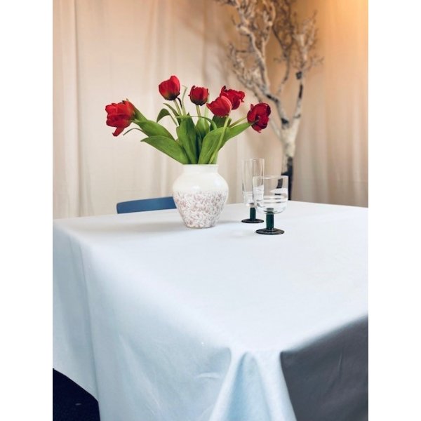 Ljusbl� enf�rgad textilvaxduk