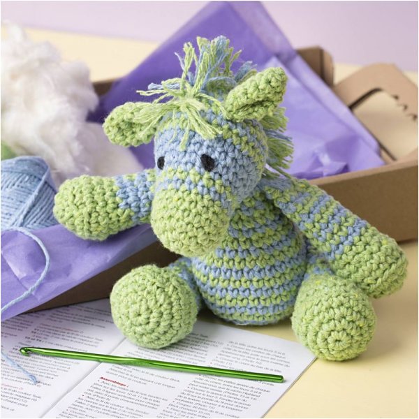DIY-s�t amigurumi zebra lysebl� og lysegr�n - 1 pakke.